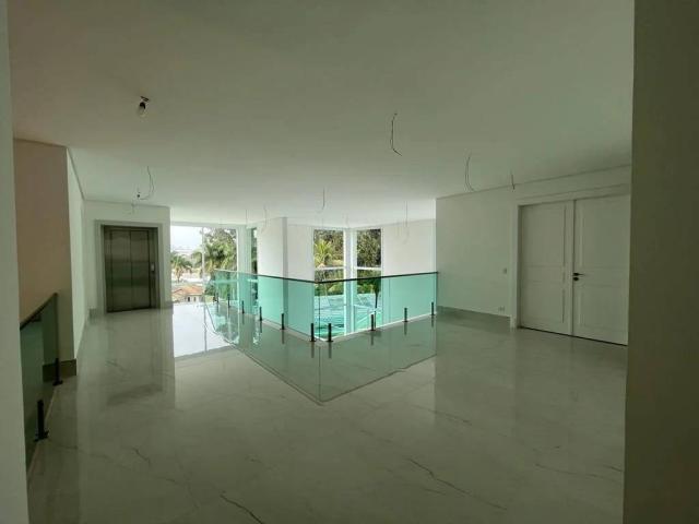 #28 - Casa para Venda em Barueri - SP