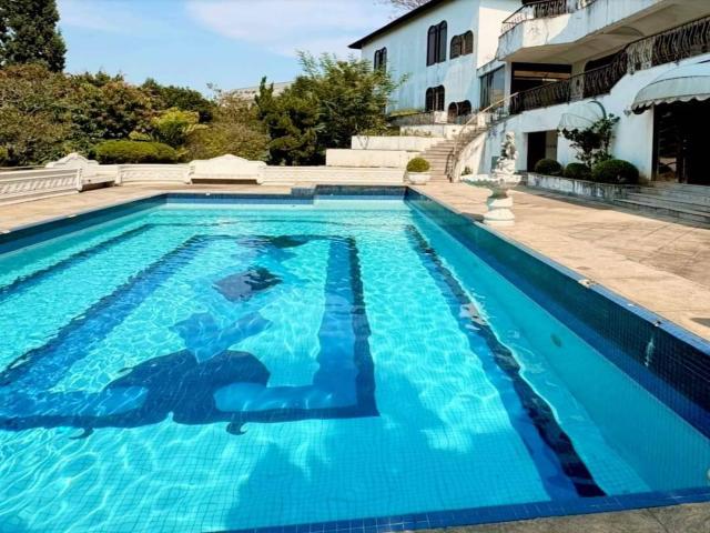 #81 - Casa para Venda em Santana de Parnaíba - SP